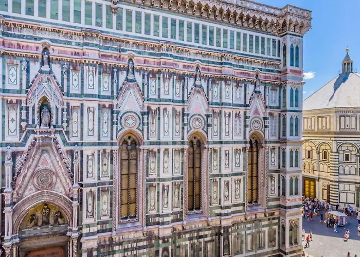 Arts At Florence Duomo